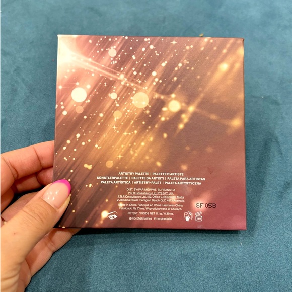 Morphe Cabernet Blush Artistry Palette - Picture 3 of 4